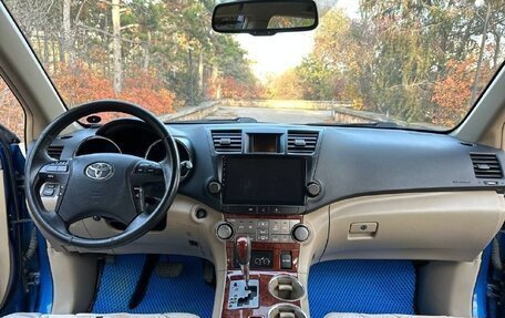 Toyota Highlander III, 2011 год, 2 450 000 рублей, 13 фотография