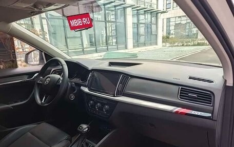 Skoda Kamiq I, 2022 год, 1 700 000 рублей, 14 фотография