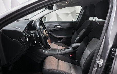 Mercedes-Benz GLA, 2014 год, 1 580 000 рублей, 10 фотография