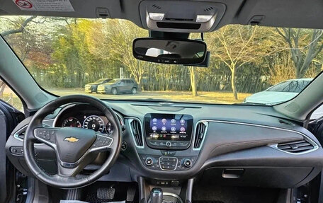 Chevrolet Malibu IX, 2022 год, 1 020 000 рублей, 5 фотография