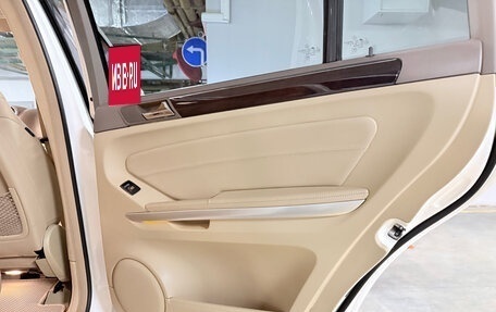 Mercedes-Benz GL-Класс, 2011 год, 3 450 000 рублей, 28 фотография