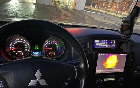 Mitsubishi Pajero IV, 2008 год, 1 350 000 рублей, 5 фотография