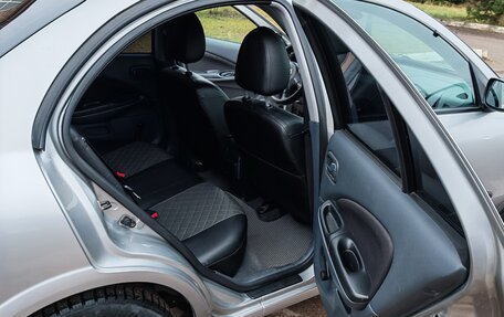 Nissan Almera, 2004 год, 650 000 рублей, 11 фотография