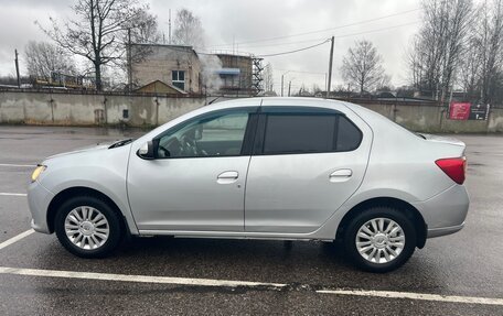 Renault Logan II, 2015 год, 550 000 рублей, 3 фотография