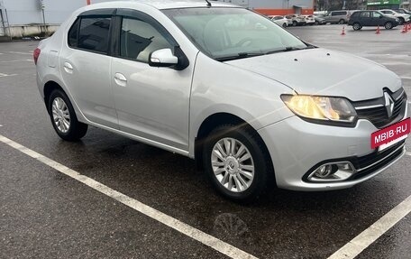 Renault Logan II, 2015 год, 550 000 рублей, 6 фотография