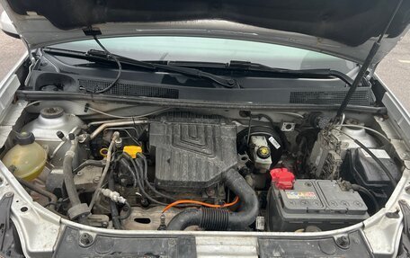 Renault Logan II, 2015 год, 550 000 рублей, 21 фотография