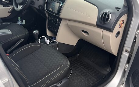 Renault Logan II, 2015 год, 550 000 рублей, 17 фотография