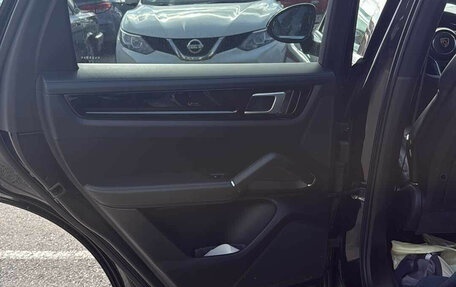 Porsche Cayenne III, 2019 год, 7 230 000 рублей, 24 фотография