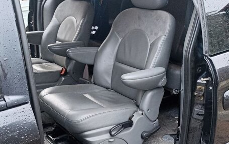 Chrysler Voyager IV, 2004 год, 999 999 рублей, 10 фотография