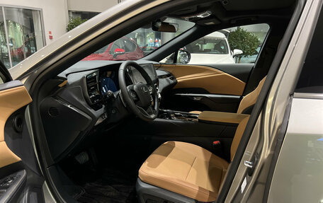 Lexus RX IV рестайлинг, 2025 год, 7 899 000 рублей, 16 фотография