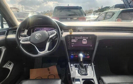 Volkswagen Passat B8 рестайлинг, 2021 год, 1 830 000 рублей, 7 фотография