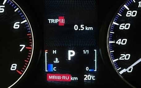 Mitsubishi Outlander III рестайлинг 3, 2018 год, 1 999 000 рублей, 14 фотография