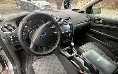 Ford Focus II рестайлинг, 2005 год, 300 000 рублей, 10 фотография