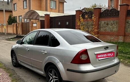 Ford Focus II рестайлинг, 2005 год, 300 000 рублей, 2 фотография