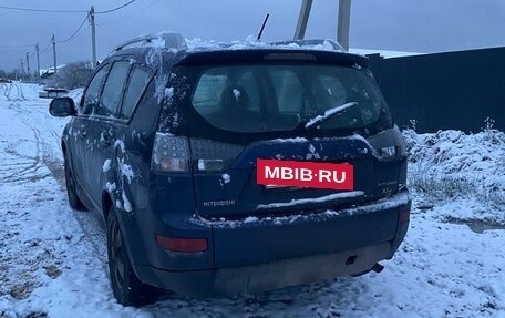 Mitsubishi Outlander III рестайлинг 3, 2008 год, 560 000 рублей, 3 фотография