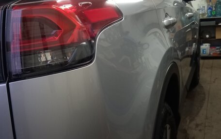 Toyota RAV4, 2017 год, 2 650 000 рублей, 3 фотография