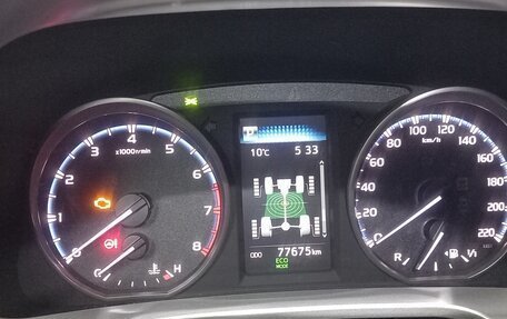 Toyota RAV4, 2017 год, 2 650 000 рублей, 12 фотография