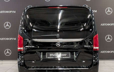 Mercedes-Benz V-Класс, 2018 год, 4 650 000 рублей, 6 фотография