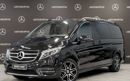 Mercedes-Benz V-Класс, 2018 год, 4 650 000 рублей, 1 фотография