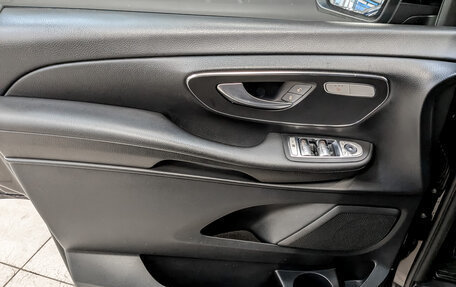 Mercedes-Benz V-Класс, 2018 год, 4 650 000 рублей, 20 фотография