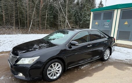 Toyota Camry, 2014 год, 1 390 000 рублей, 1 фотография
