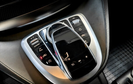 Mercedes-Benz V-Класс, 2018 год, 4 650 000 рублей, 26 фотография