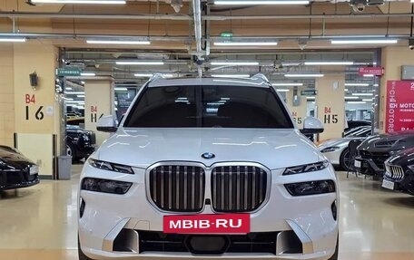 BMW X7, 2023 год, 11 100 000 рублей, 2 фотография