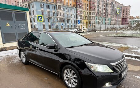 Toyota Camry, 2014 год, 1 390 000 рублей, 2 фотография