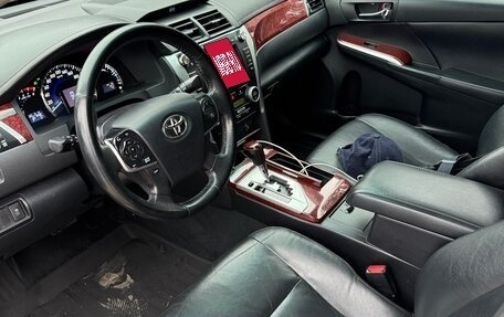 Toyota Camry, 2014 год, 1 390 000 рублей, 8 фотография
