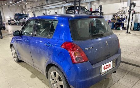 Suzuki Swift III, 2009 год, 650 000 рублей, 4 фотография