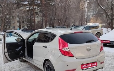 Hyundai Solaris II рестайлинг, 2015 год, 990 000 рублей, 1 фотография