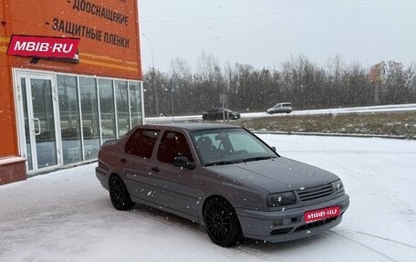 Volkswagen Vento, 1996 год, 545 000 рублей, 1 фотография