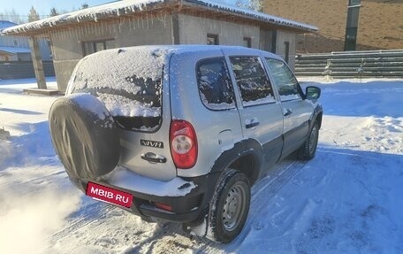 Chevrolet Niva I рестайлинг, 2018 год, 595 000 рублей, 3 фотография