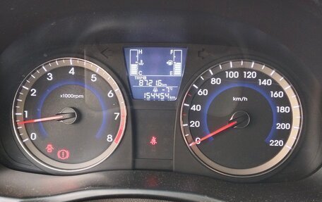 Hyundai Solaris II рестайлинг, 2015 год, 990 000 рублей, 14 фотография