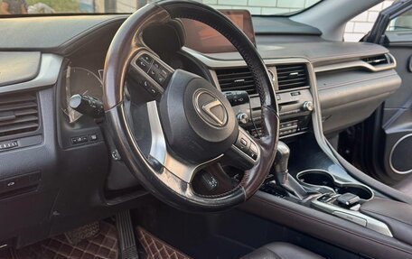 Lexus RX IV рестайлинг, 2016 год, 3 750 000 рублей, 12 фотография