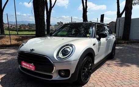 MINI Clubman, 2022 год, 2 500 000 рублей, 1 фотография