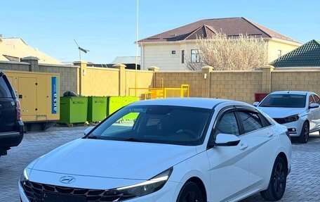 Hyundai Elantra, 2022 год, 1 700 000 рублей, 1 фотография