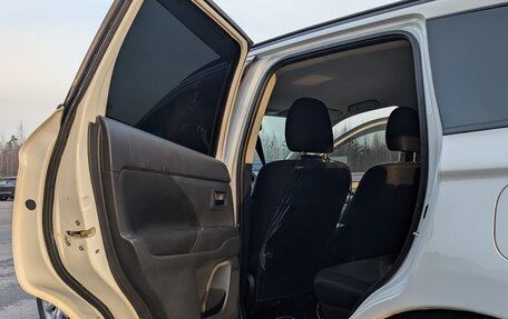 Mitsubishi Outlander III рестайлинг 3, 2013 год, 1 250 000 рублей, 7 фотография