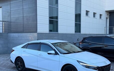 Hyundai Elantra, 2022 год, 1 700 000 рублей, 4 фотография