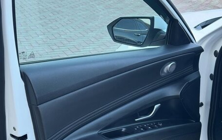 Hyundai Elantra, 2022 год, 1 700 000 рублей, 10 фотография