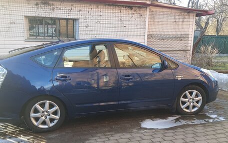 Toyota Prius, 2008 год, 750 000 рублей, 4 фотография