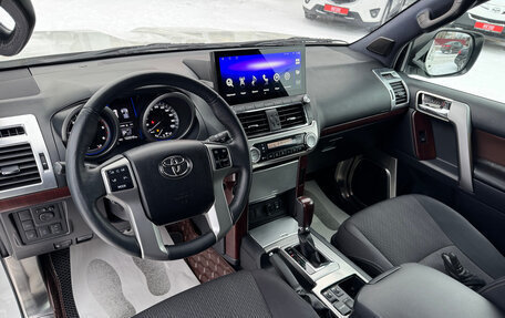 Toyota Land Cruiser Prado 150 рестайлинг 2, 2015 год, 3 950 000 рублей, 7 фотография