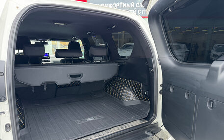 Toyota Land Cruiser Prado 150 рестайлинг 2, 2015 год, 3 950 000 рублей, 14 фотография