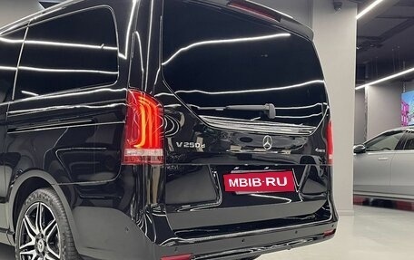Mercedes-Benz V-Класс, 2021 год, 8 500 000 рублей, 7 фотография
