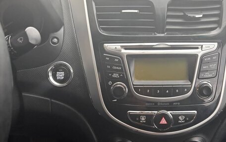 Hyundai Solaris II рестайлинг, 2014 год, 850 000 рублей, 7 фотография