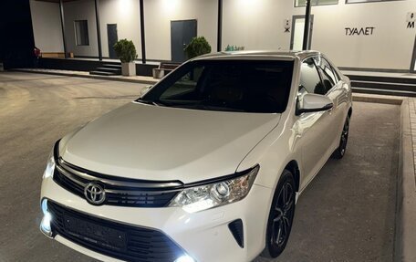 Toyota Camry, 2017 год, 1 970 000 рублей, 4 фотография