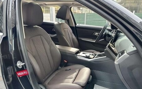 BMW 3 серия, 2022 год, 3 100 000 рублей, 13 фотография