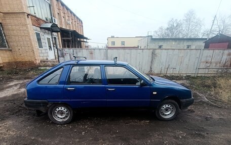 ИЖ 2126 «Ода», 2002 год, 130 000 рублей, 2 фотография