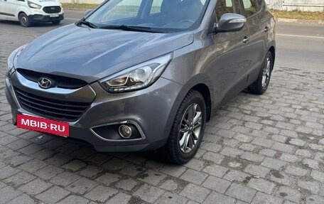 Hyundai ix35 I рестайлинг, 2014 год, 1 350 000 рублей, 2 фотография