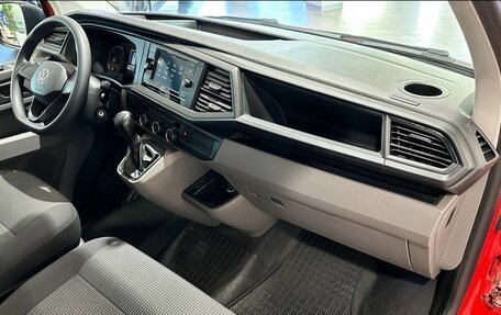 Volkswagen Transporter T6 рестайлинг, 2021 год, 4 750 000 рублей, 14 фотография